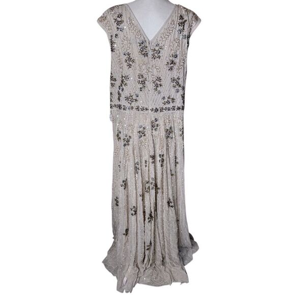 NWT MAC DUGGAL Embellished Wrap Over Cap Sleeve A-Line Gown 93575 Size 22 - Picture 12 of 12